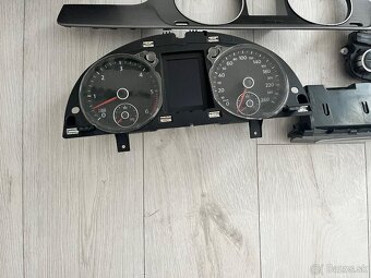 Diely interiér Volkswagen Passat B7 - 2