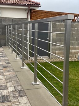 Nerezové zábradlie,brány,doplnky. - 2
