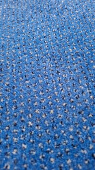 Predám KVALITNÝ metrážny koberec (15m2) - 2