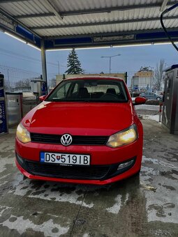 Volkswagen Polo - 2