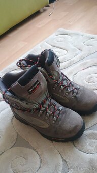 Dámske turistické topanky - 2