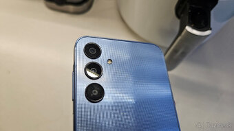 Samsung Galaxy A25 5G - 2