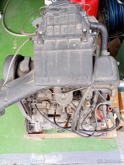 Motor vw golf 2 benzín 1,8 66kw. - 2