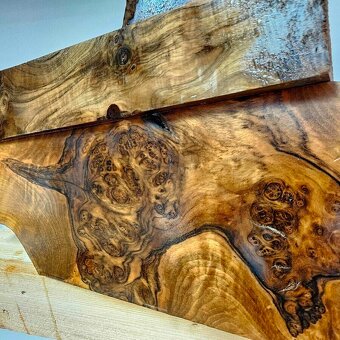 Drevo na pažbu_turecký orech - 2