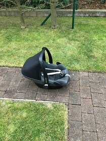 Maxi Cosi Pebble Plus + Isofix zakladna + Maxi Cosi Pearl - 2