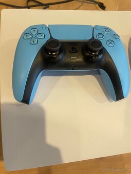 Predám PS5 s mechanikou a dvoma ovládačmi - 2