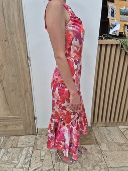 Elegantné príjemné šaty - 2