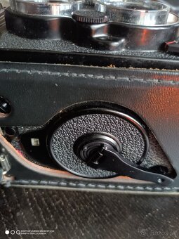 YASHICA - 2