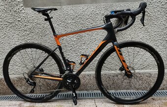 Cestny karbonovy bicykel Giant Defy Advanced 2 - 2