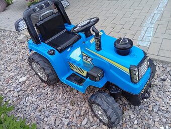 Detský elektrický traktor - 2