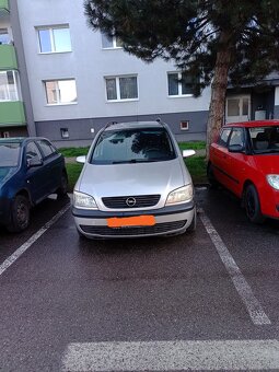 Predám opel zafira rok výroby 2000. - 2