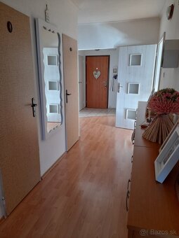 4-izbový byt s KLIMATIZÁCIOU, loggiou a potenciálom – Humen - 2