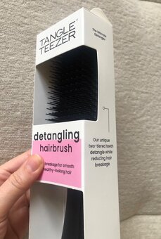 ————-Nová čierna kefa na vlasy Tangle Teezer, 6.30 E————- - 2
