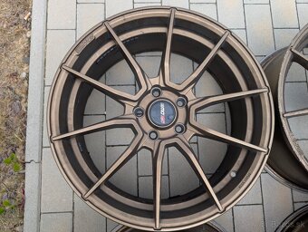 MOTEC ULTRALIGHT BRONZE 8.5x19 5x114,3 et45 - 2