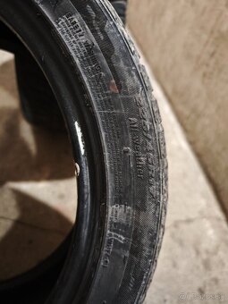 2ks celoročne pneu 225/45 R17 - 2