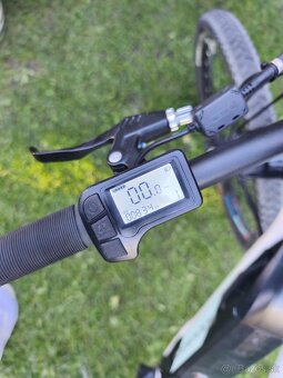 Elektrobicykel ROCKRIDER es100 - 2