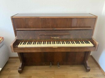 Klavír Scholze - 2