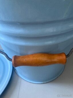 Smaltované vedro s pokrievkou - 2