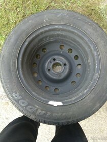 Plnohodnotná pneumatika na disku 175 65 R14 - 2