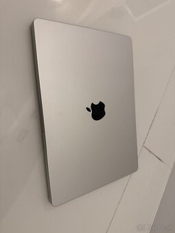 MacBook Pro 14” 2023 - 2