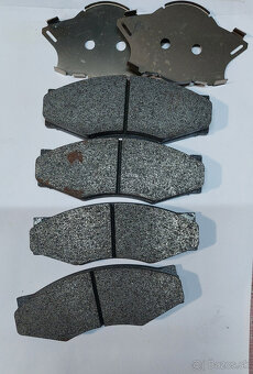 Nissan - brzdové platničky - 2