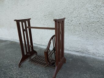 Rám šijacieho stroja - 2