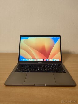 MacBook Pro 2017 13 | Core i5 • 8GB • SSD - 2