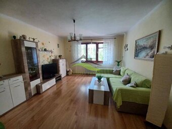 Trojizbový byt s balkónom na Dubníku - 2