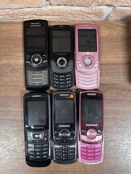 Samsung vysúvačky J700, S3100,D900, L770, C3050 - 2