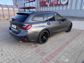 BMW 320d xdrive g21 touring - 2