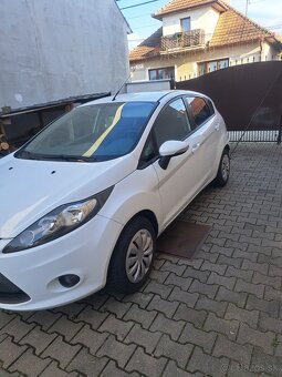 Ford Fiesta - 2
