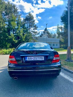 Mercedes Benz W204 C220 cdi - 2