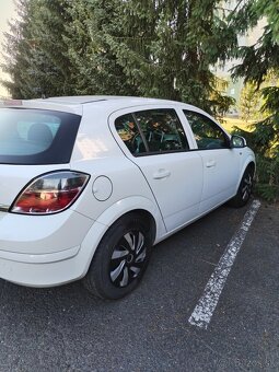 Opel Astra H - 2