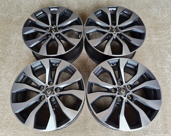 R17 5x114,3 original Renault Dacia Nissan Toyota Honda - 2