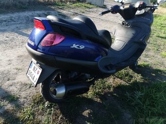 Piaggio x9 - 2