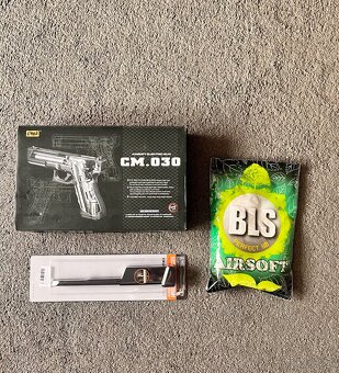 Airsoft CYMA glock CM030 - 2