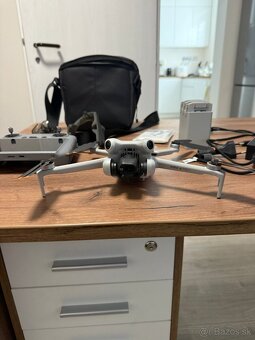 DJI Mini 4 Pro - 2× lietaný, prakticky nový - 2