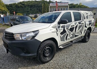 Toyota Hilux 2.4 L D-4D 4x4 - 2