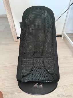Babybjorn Lehátko Bliss Black mesh, čierna konštrukcia - 2