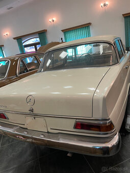 Mercedes 110-200 D Veterán - 2