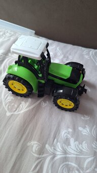 Mix hracky smetiarske auto, knižky, traktor - 2