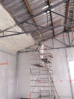 Striekanie izolácia Pur11111 - 2