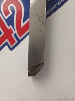 12ks-Diamantové sústružnícke,PKD nože. - 2