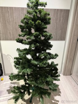 Umelý stromček 180cm +svetielka - 2