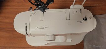 Singer M2105 - 2