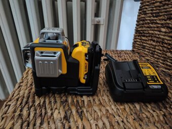 Dewalt laser - 2