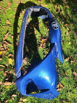 Predný nárazník Toyota Yaris III - 2