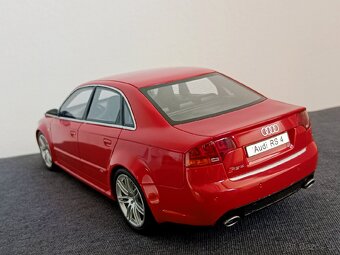 rezervované - Audi RS4 - 1:18 - 2