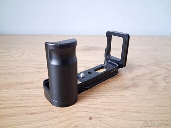 Fujifilm X-M1, X-A1, grip - 2