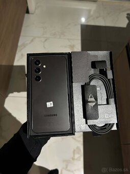 Samsung Galaxy S24 256GB - 2